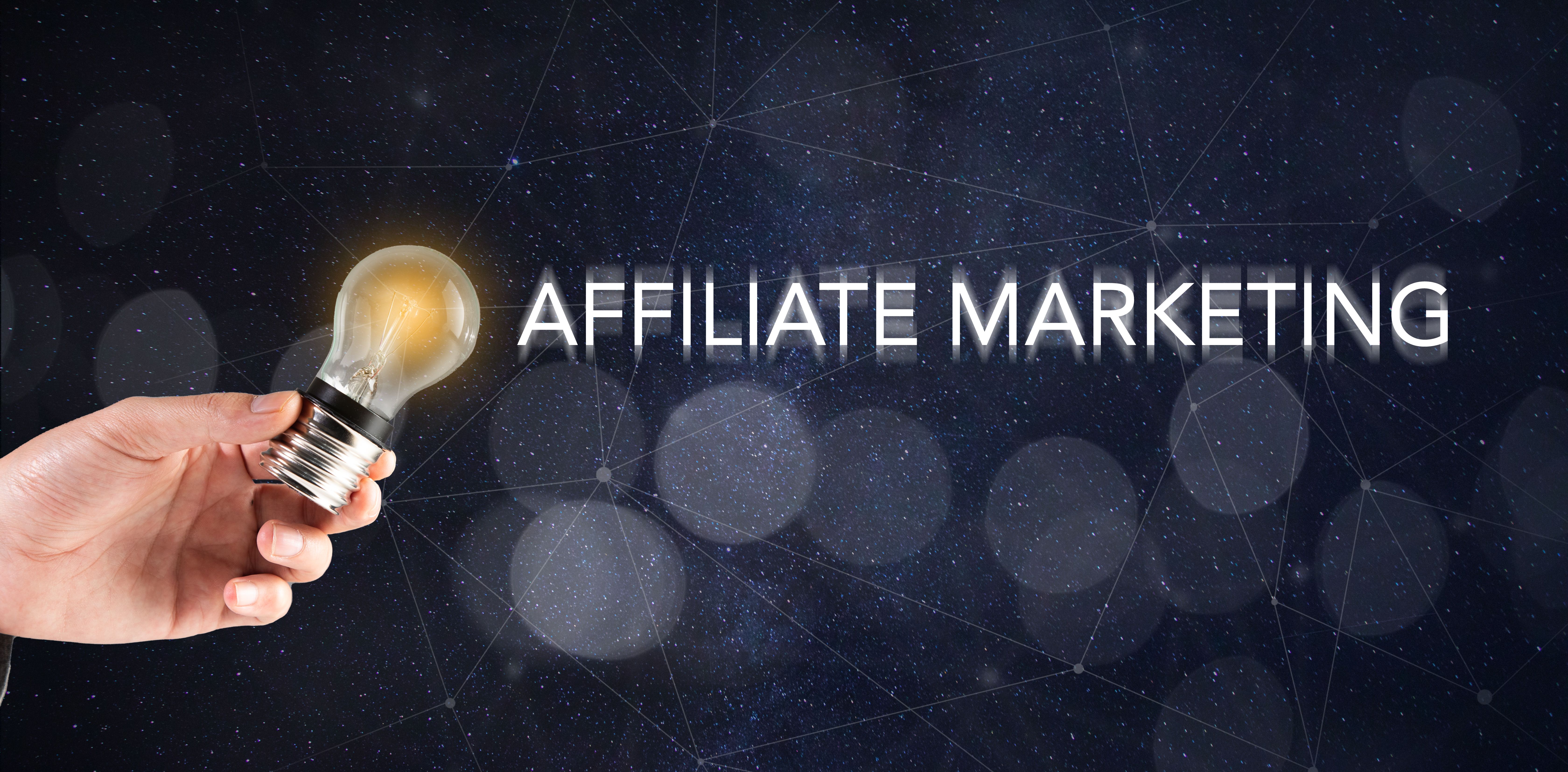 affiliate-marketing-light-bulb-hand.jpg